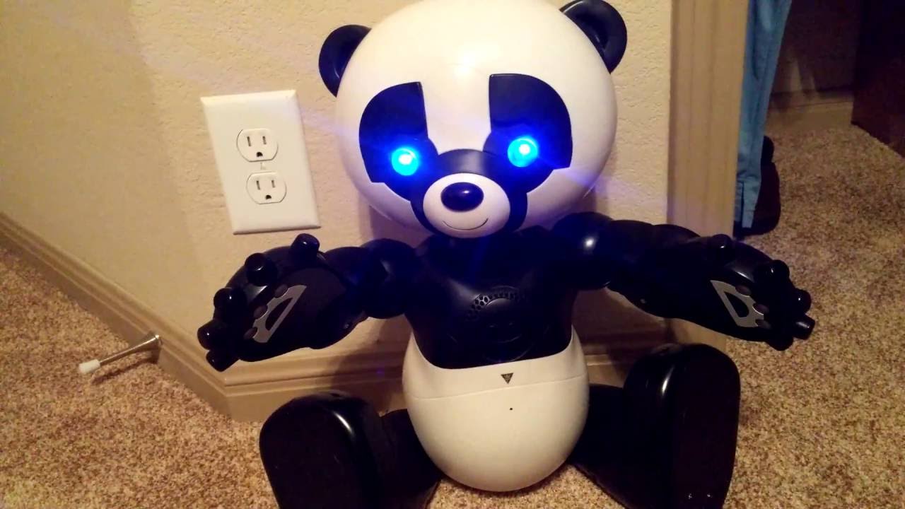 Робот панда